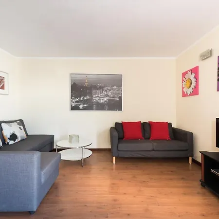 Sol Apartment *